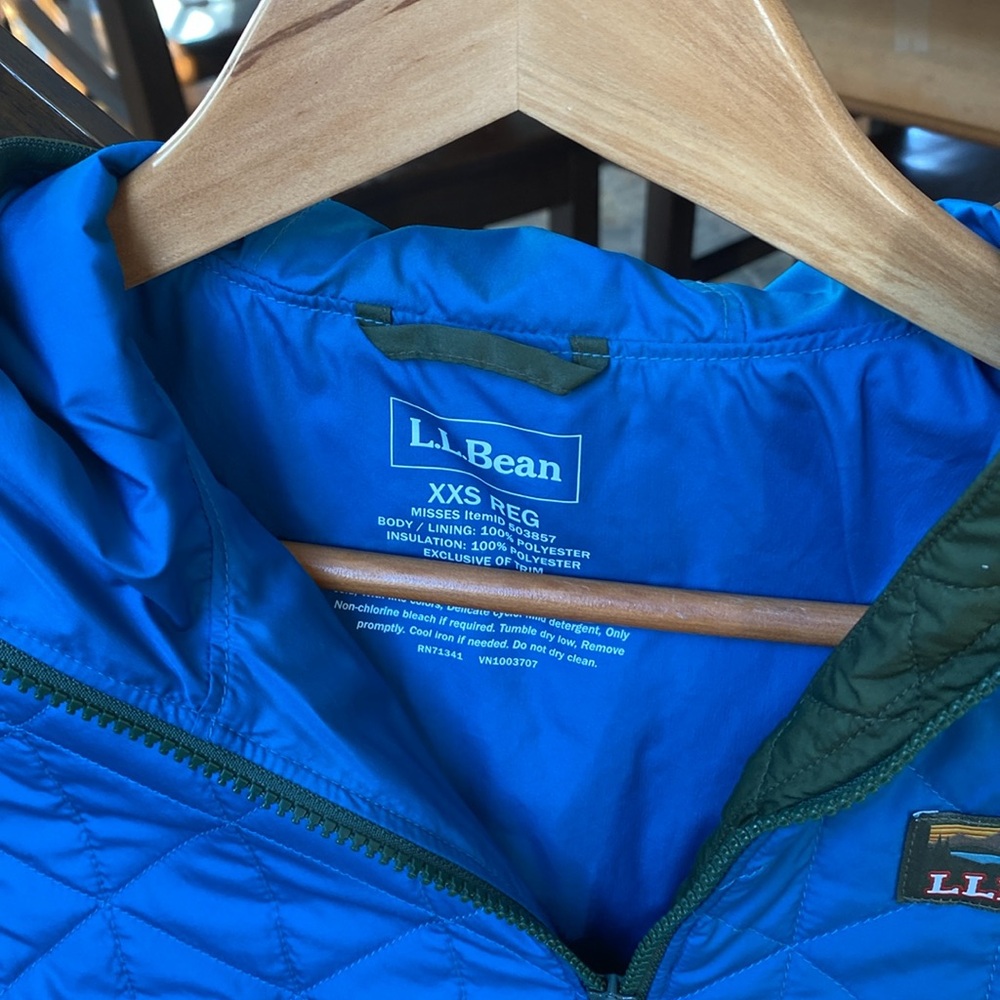 LL Bean pullover - Picture 2 of 3